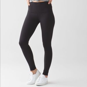 Lululemon black leggings